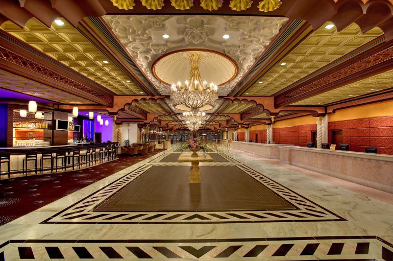 Холл гостиницы Trump Taj Mahal