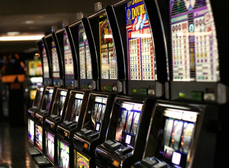Prague to Ban Slot Machines