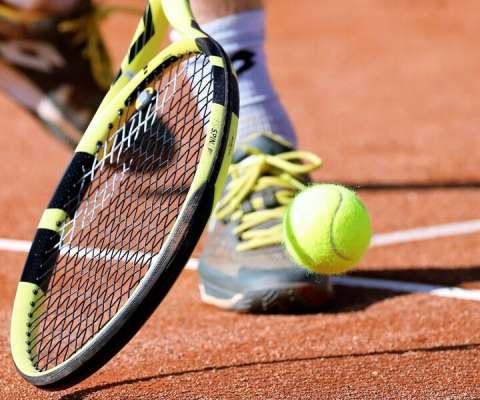 Болгарского судью по теннису пожизненно исключили из соревнований из-за ставок