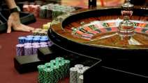 В Киеве доступны азартные игры в открывшемся крупнейшем казино столицы Украины
